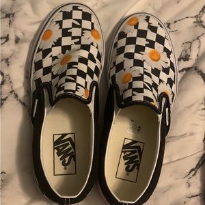 Checker Daisy Vans